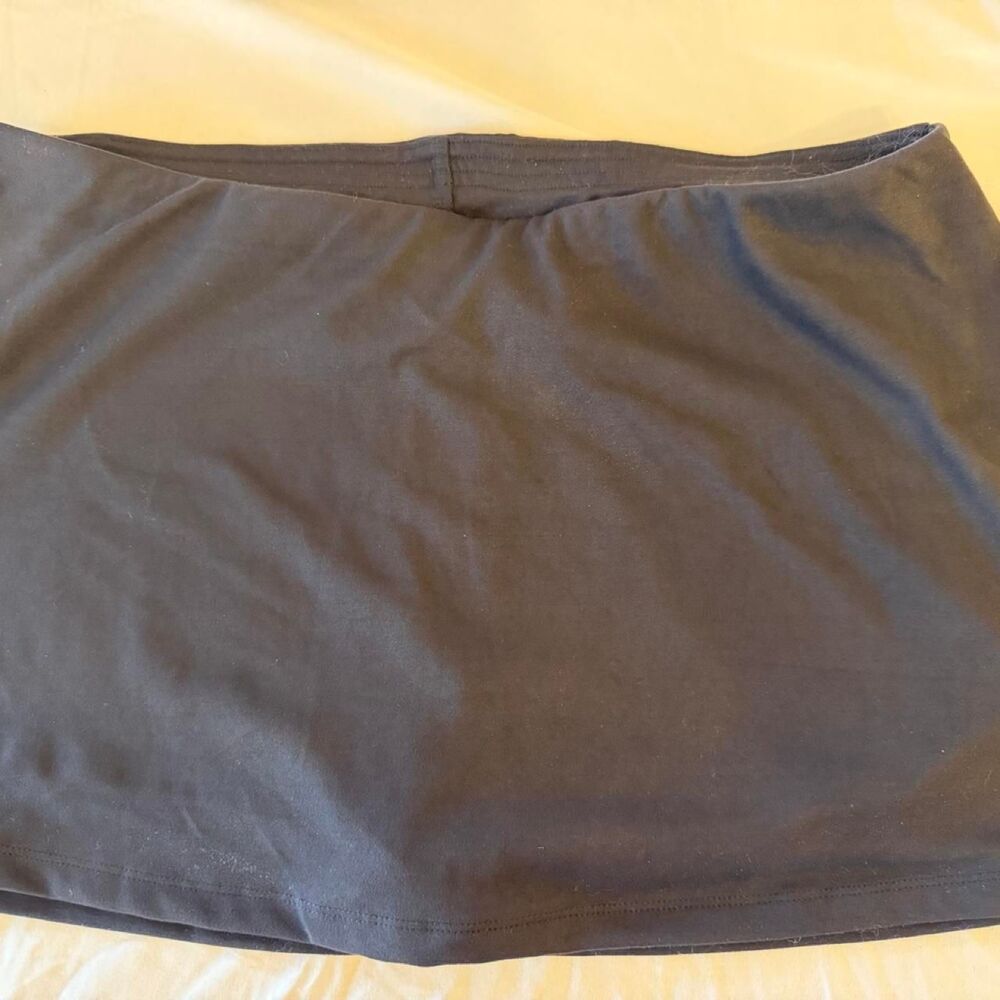 Wild-fable Women's Black and Navy Skirt